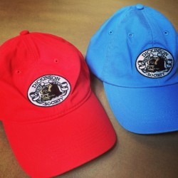 Caps